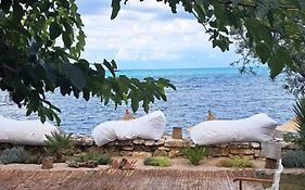 Kallmi View Eco Rooms